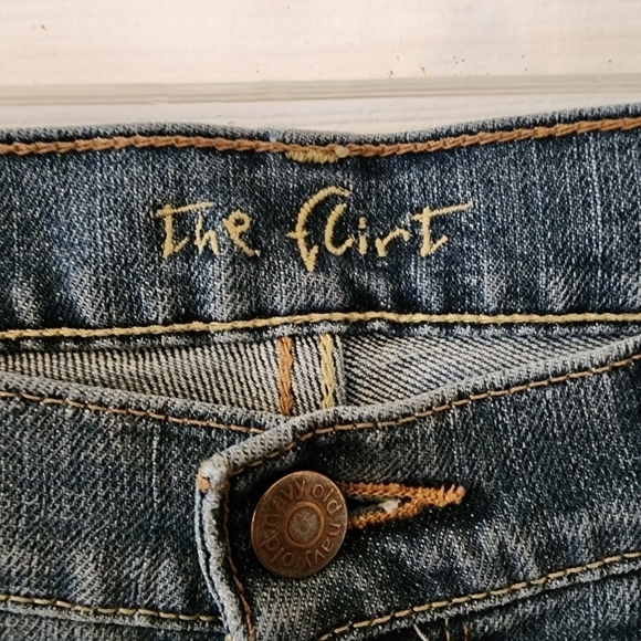 Old Navy The Flirt Bootcut Jeans Women's 6 Long Casual Everyday Medium Wash EUC - Picture 3 of 5